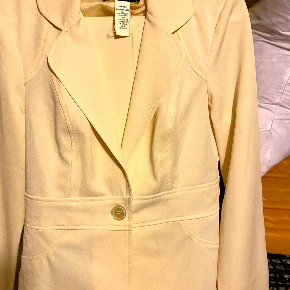 Women pants suit